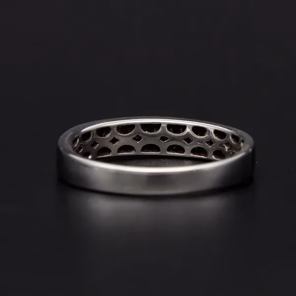 18ct White Gold Diamond Ring