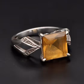 Gold 3.1ct Citrine Diamond Ring