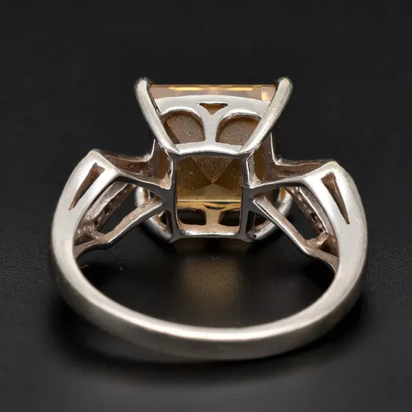 Gold 3.1ct Citrine Diamond Ring