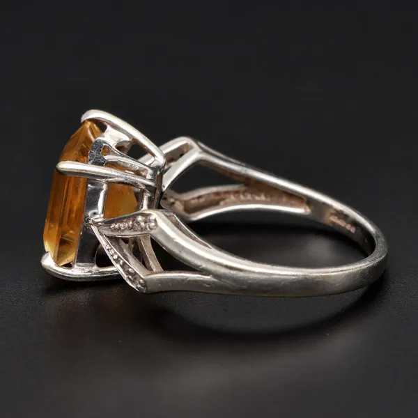 Gold 3.1ct Citrine Diamond Ring