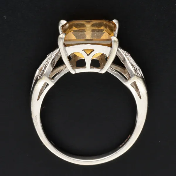 Gold 3.1ct Citrine Diamond Ring