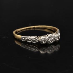 18ct Gold Platinum Diamond Ring