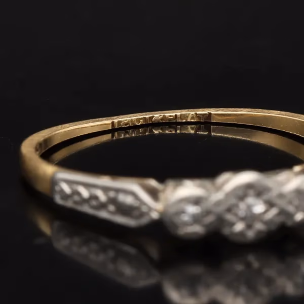 18ct Gold Platinum Diamond Ring