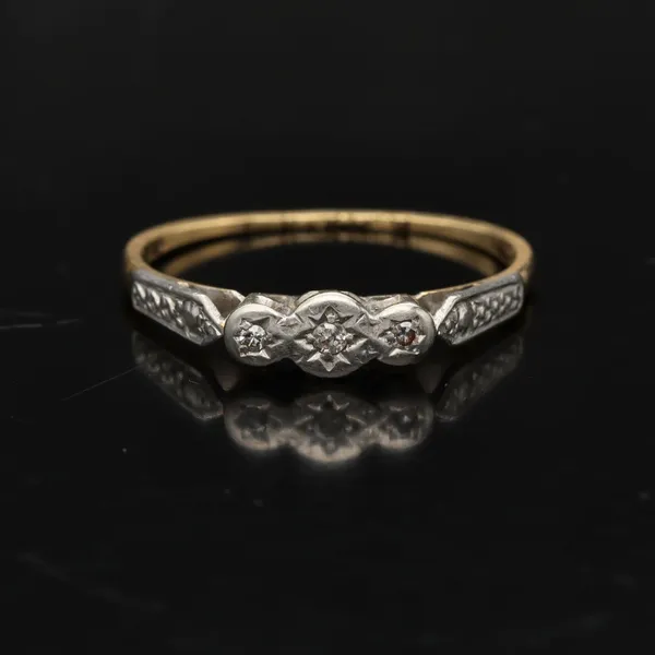 18ct Gold Platinum Diamond Ring