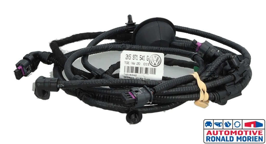 New Pdc wiring harness Volkswagen Caddy III (2KA,2KH,2CA,2CH) 1.9 TDI Price € 45,00 Inclusive VAT offered by Automaterialen Ronald Morien B.V.