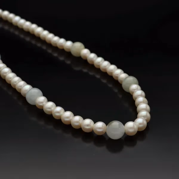 9ct Cultured Pearl and Jade Necklace