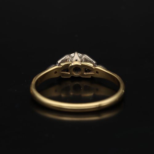 18ct Gold Diamond Ring with Diamond Set Shoulders image-4