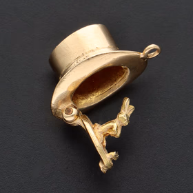 9ct Yellow Gold Rabbit In A Top Hat Charm