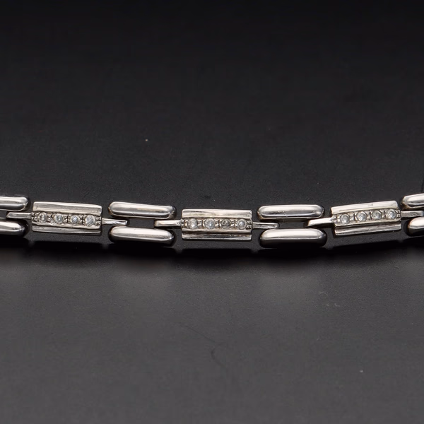 9ct White Gold Diamond Split-Shank Link Bracelet