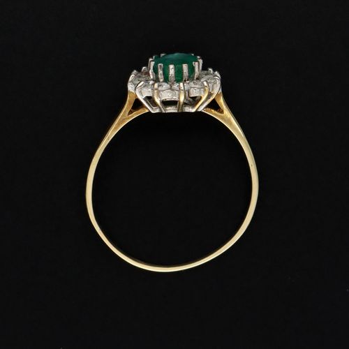 18ct Gold Emerald and Diamond Cluster Ring image-6