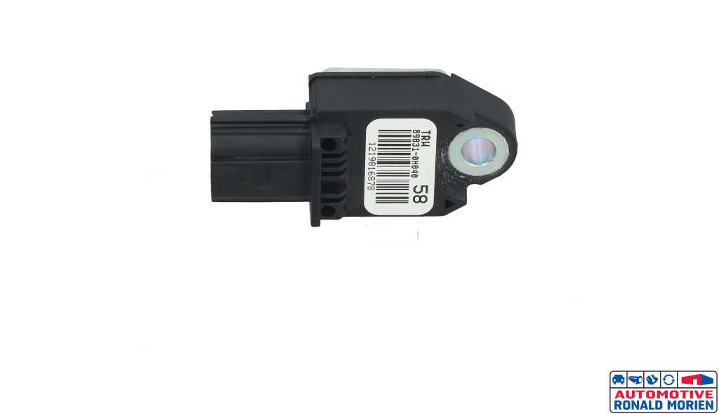 Used Airbag switch Peugeot 108 1.0 12V VVT-i Price € 15,00 Inclusive VAT offered by Automaterialen Ronald Morien B.V.