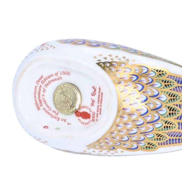 Royal Crown Derby Millenium Dove Paperweight