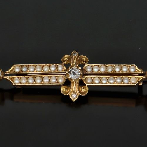 18ct Gold Diamond and Seed Pearl Brooch image-3