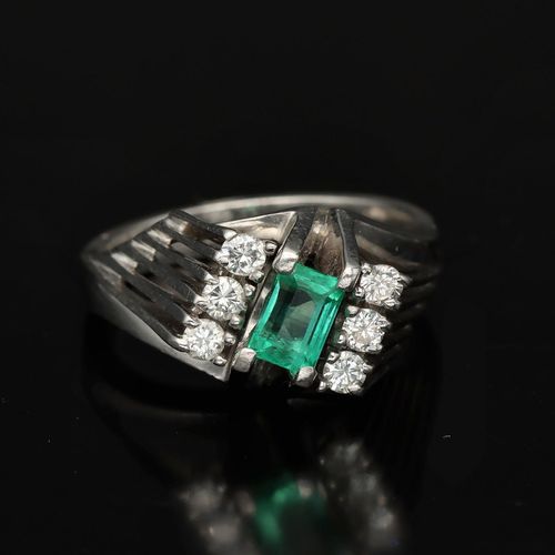14ct Gold Emerald and Diamond Ring image-2