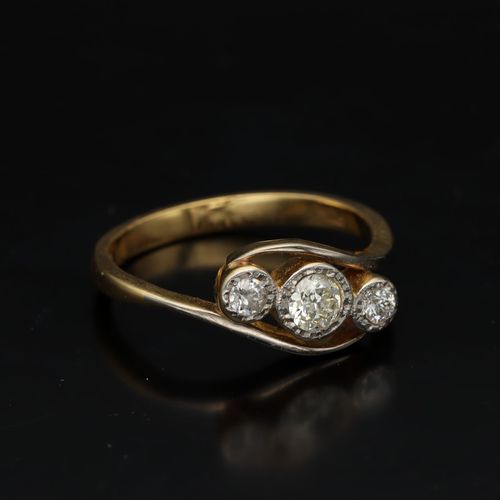 18ct Gold Three Stone Diamond Ring image-1