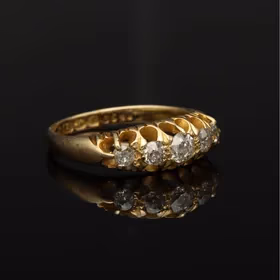 18ct Gold Diamond Ring