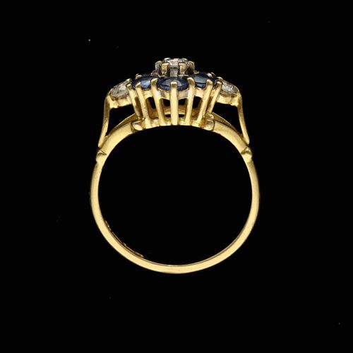 18ct Gold Sapphire and Diamond Ring image-6