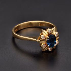 Retro 18ct Yellow Gold Sapphire & Diamond Floral Ring