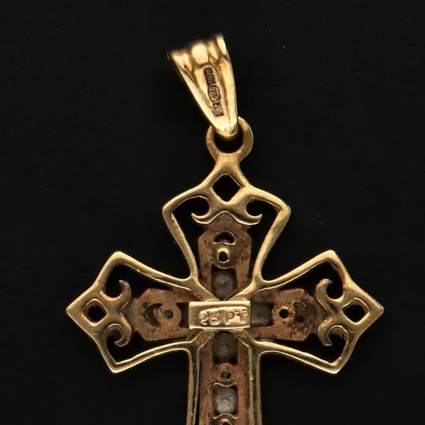 Retro Gold 0.25ct Diamond Cross