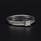 18ct Gold Vari-Cut Diamond Ring