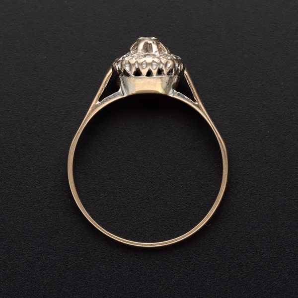 18k Gold Diamond Cluster Ring