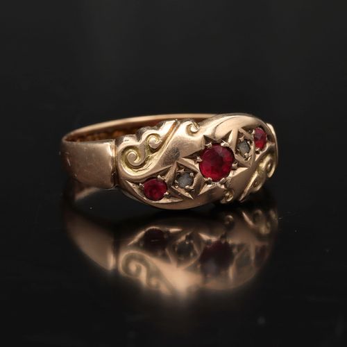 Antique 9ct Gold Garnet Diamond Ring. Birmingham 1910 image-1