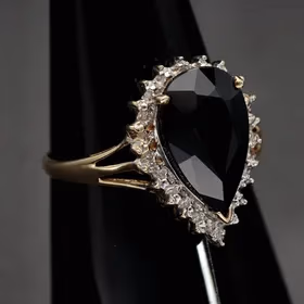 9ct Yellow Gold Sapphire & Diamond Ring