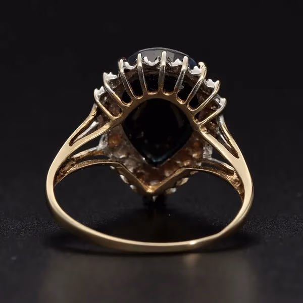 9ct Yellow Gold Sapphire & Diamond Ring