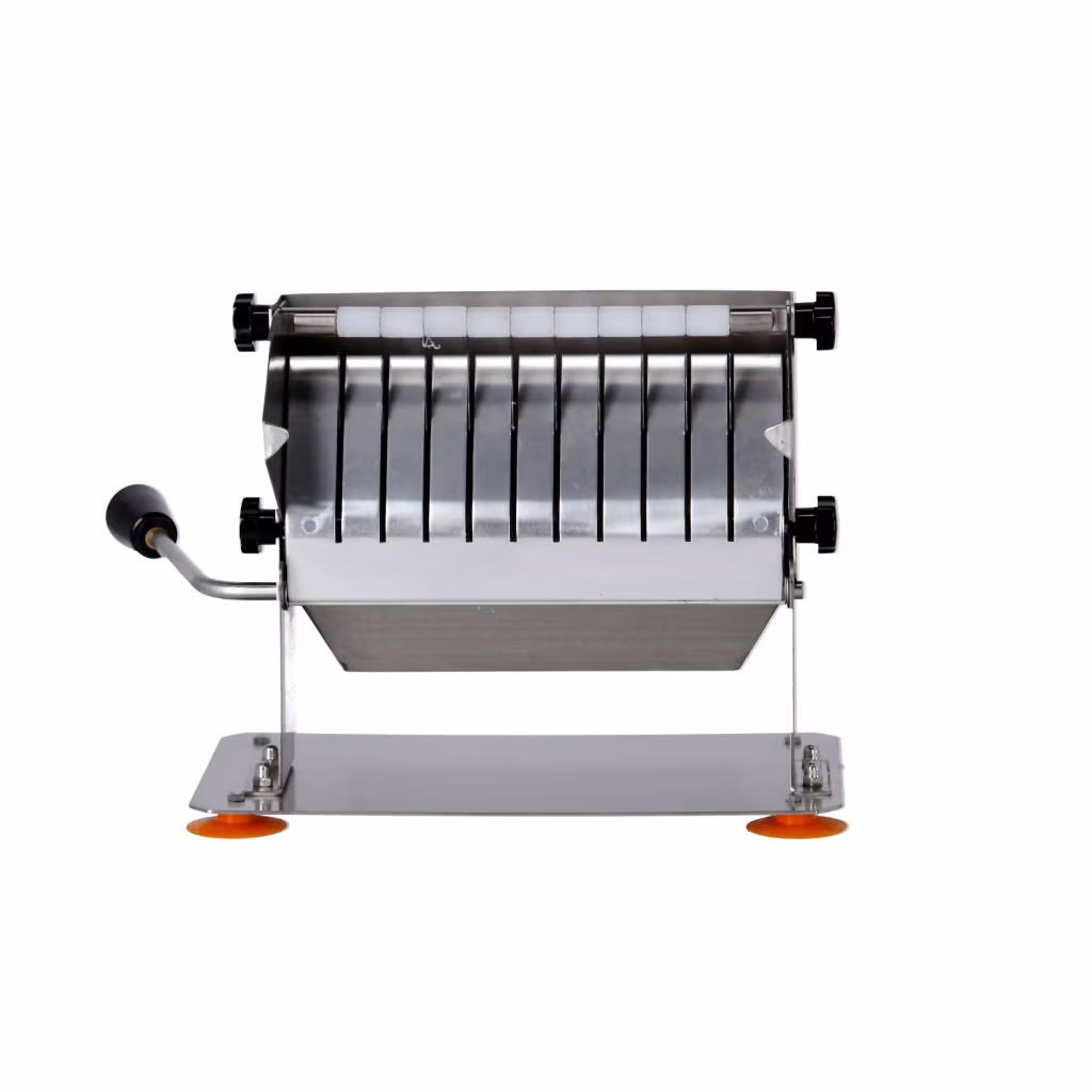 Commercial manual sausage slicer