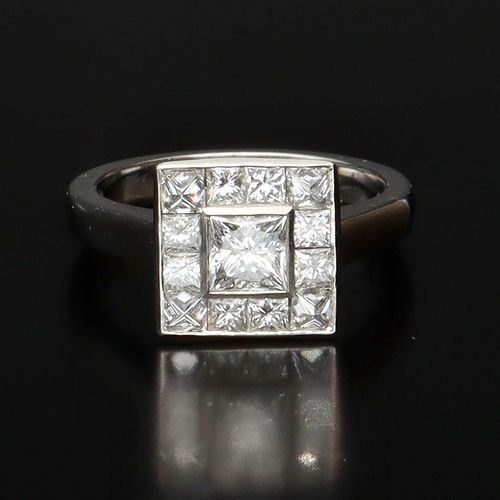 Platinum Diamond Ring image-2