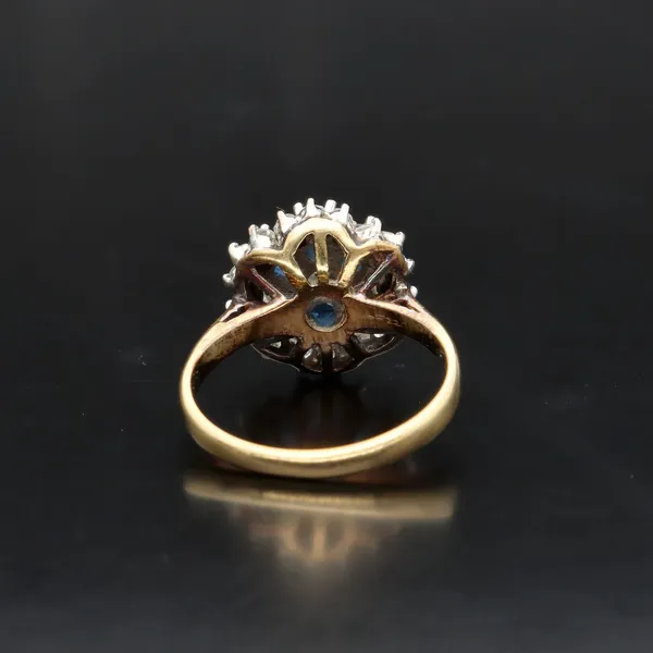 Vintage 18ct Gold Sapphire and Diamond Cluster Ring