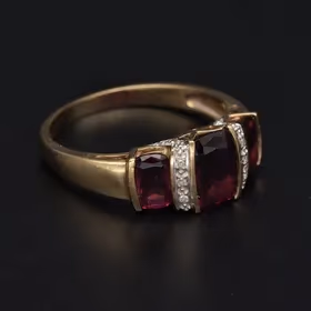 Gold Garnet Diamond Art Deco Style Ring