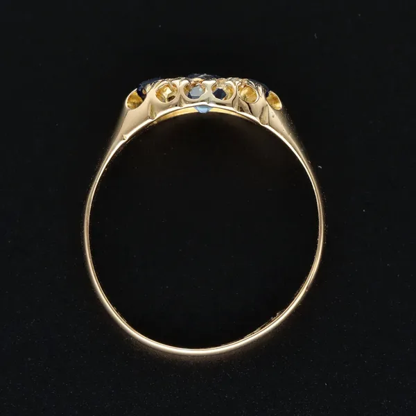 18ct Yellow Gold Sapphire Ring