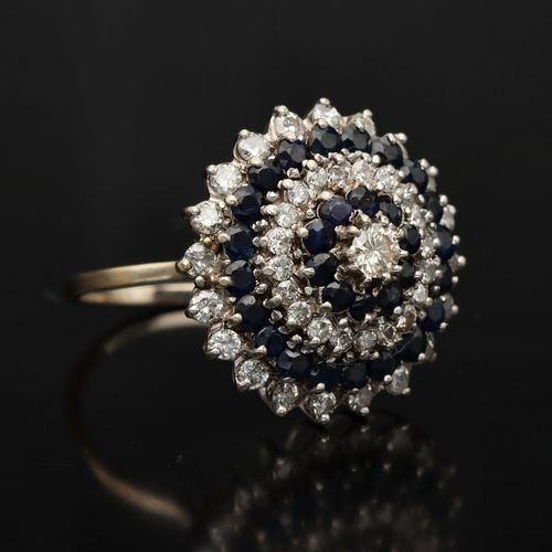 Vintage 18ct Gold Sapphire and Diamond Large Cluster Ring image-1