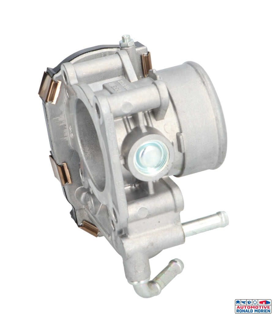 New Throttle body Renault Clio V (RJAB) 1.6 E-Tech 145 16V Price € 195,00 Inclusive VAT offered by Automaterialen Ronald Morien B.V.