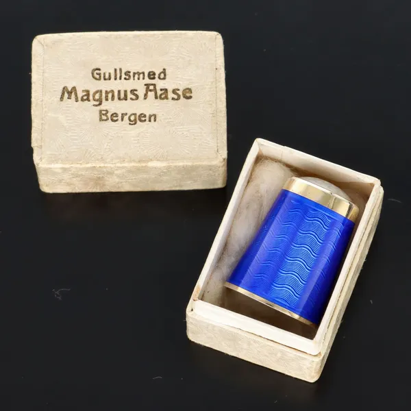 Boxed Norwegian Enamel and Silver Gilt Thimble