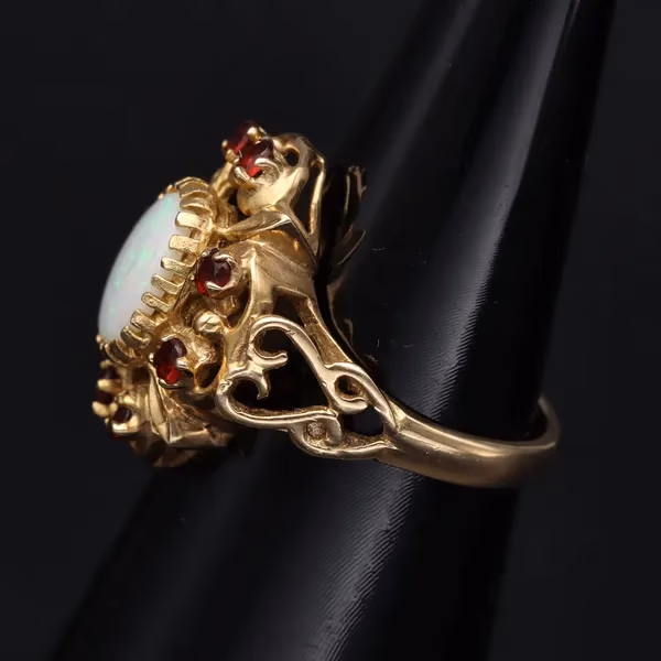 9ct Yellow Gold Opal & Garnet Ring