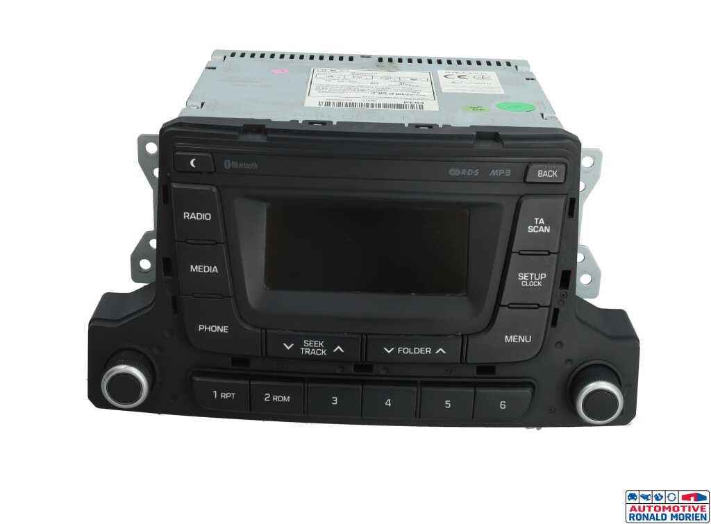 Usados Radio Hyundai i10 (B5) 1.0 12V Precio € 95,00 Norma de margen ofrecido por Automaterialen Ronald Morien B.V.