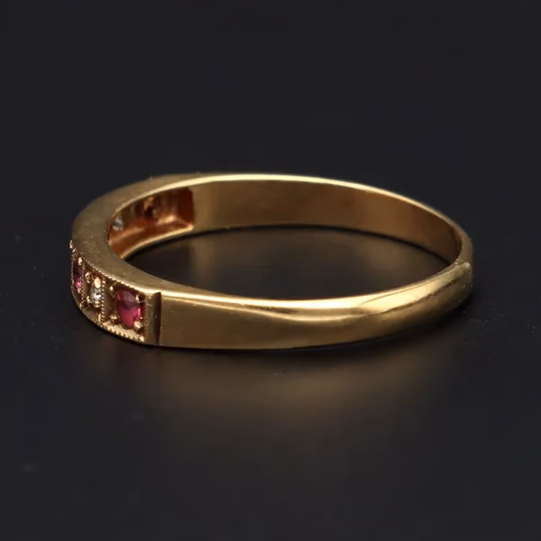 Retro Vintage Gold Ruby Diamond Ring.