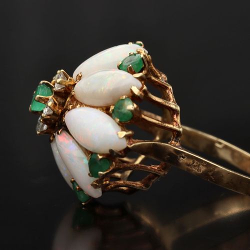 14ct Gold Opal Diamond and Emerald Ring image-3