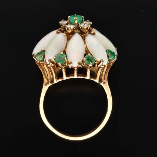 14ct Gold Opal Diamond and Emerald Ring image-6