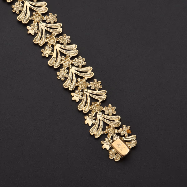 14ct Yellow Gold Heavy Flower Bracelet