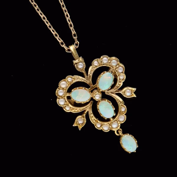 9ct Gold Opal and Pearl Pendant