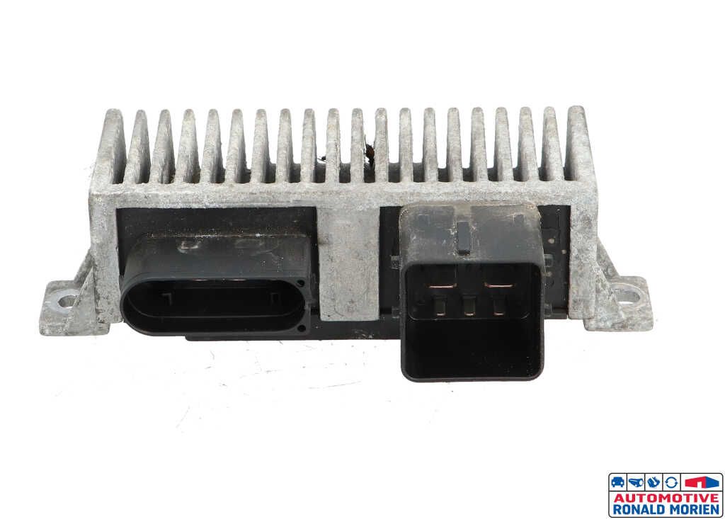 Used Glow plug relay Renault Kangoo Express (FW) 1.5 dCi 110 Price € 19,00 Margin scheme offered by Automaterialen Ronald Morien B.V.