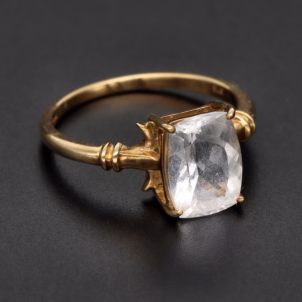 9ct Yellow Gold & 2.2ct Topaz Ring