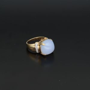 9ct Gold Diamond and Chalcedony Ring