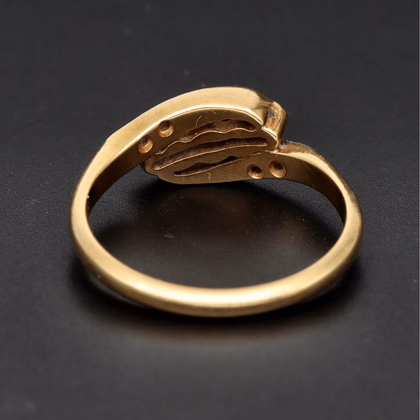 18ct Yellow Gold Diamond Crossover Ring
