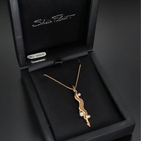 9k Yellow Gold and Diamond Pendant