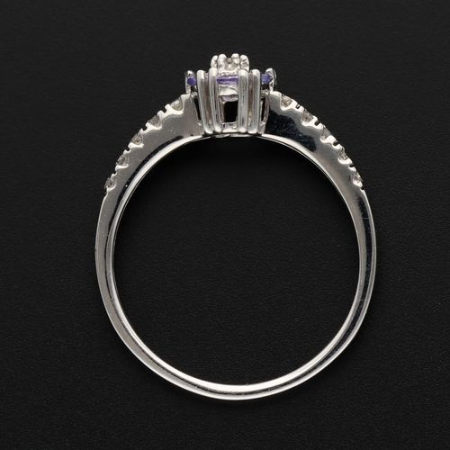 14ct Gold Tanzanite Diamond Ring image-6