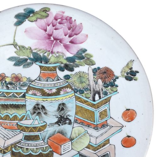 Early 20th Century Chinese Cabinet Plate with Guangxu Markings image-4